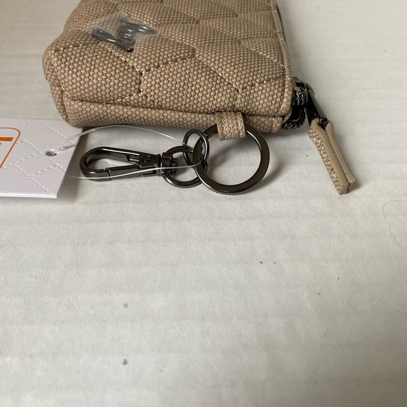 Lug Metro XL Matte Luxe Sand New - Picture 8 of 14